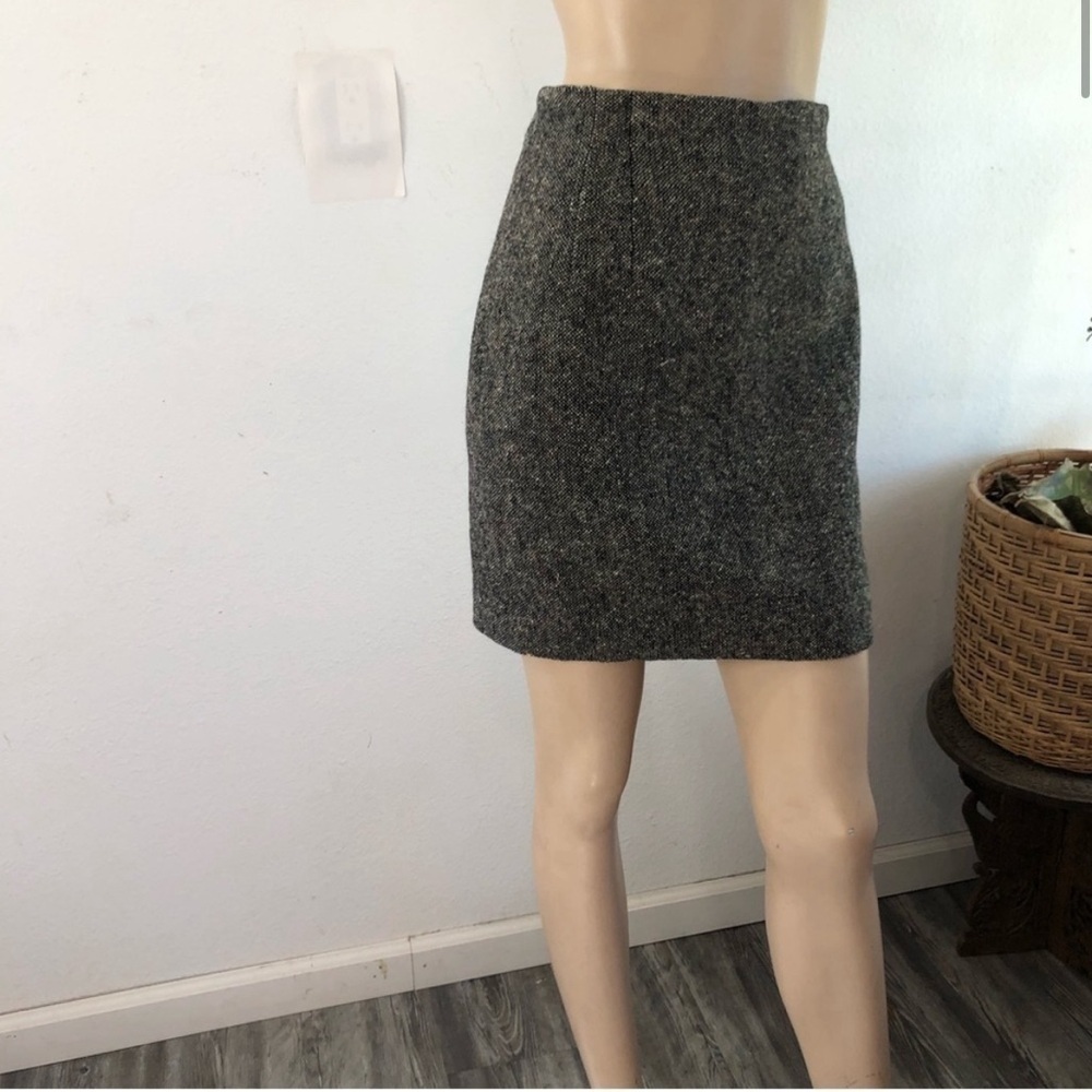 Gorgio Sant Angelo 100% pure wool size:12 skirt